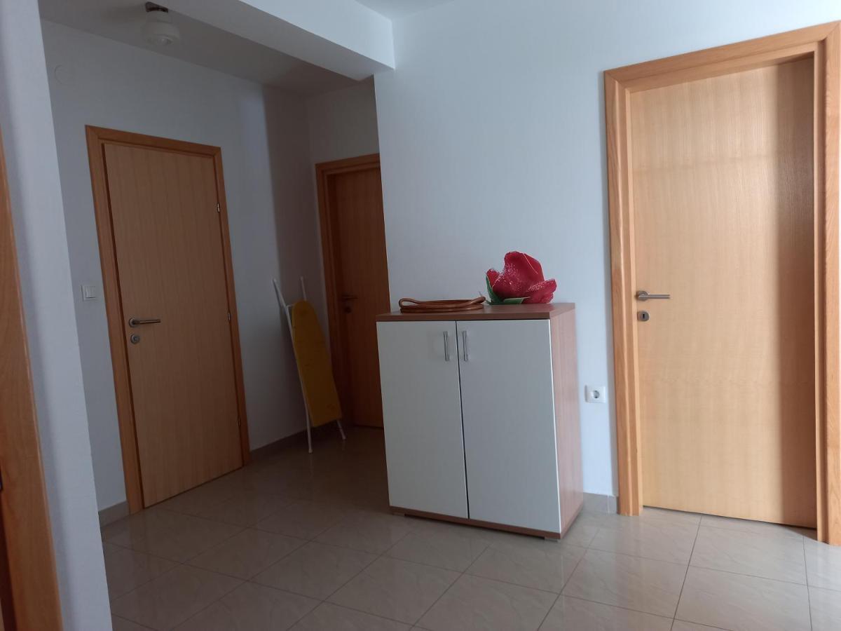 נובליה Apartments President מראה חיצוני תמונה