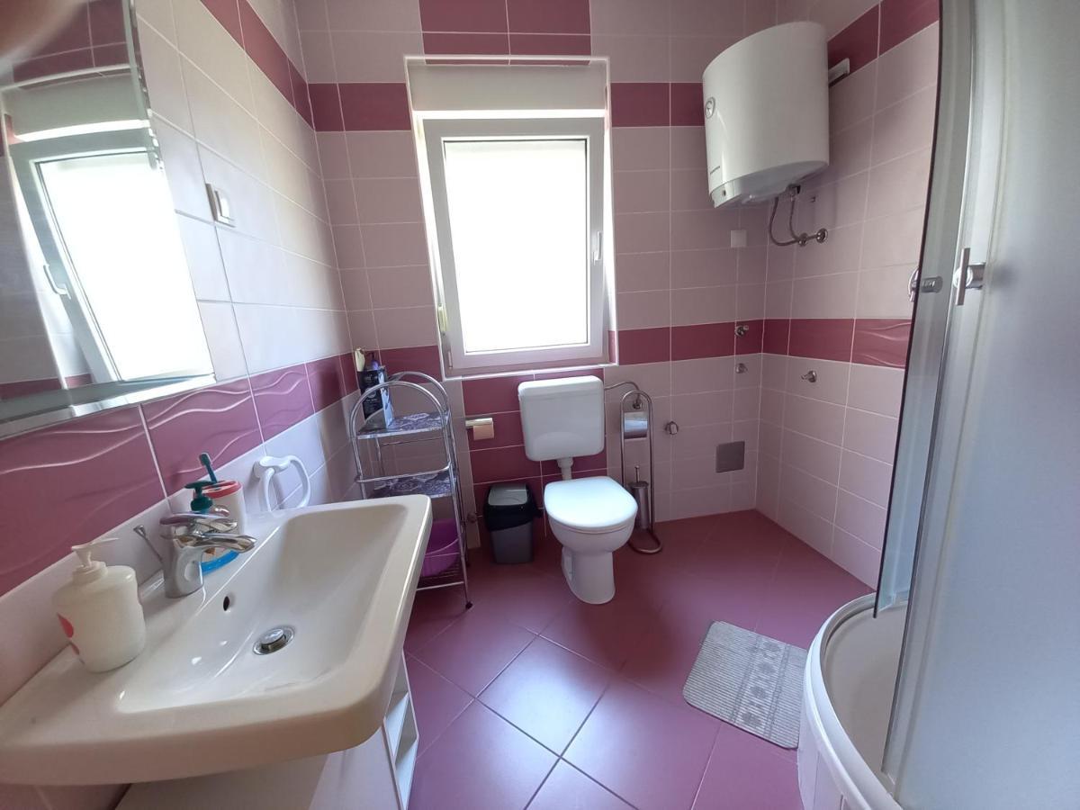 נובליה Apartments President מראה חיצוני תמונה