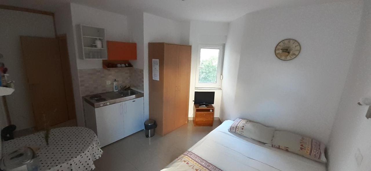 נובליה Apartments President מראה חיצוני תמונה